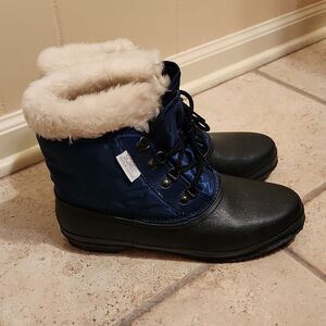 Sorel Women's "Tromper" Blue & Black Winter Ankle Boots Size 9